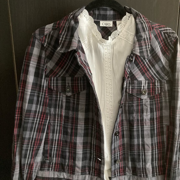CATO Plaid Jean Jacket | SZ Medium. Black/Red/White Plaid Collared Jacket. - Picture 6 of 12